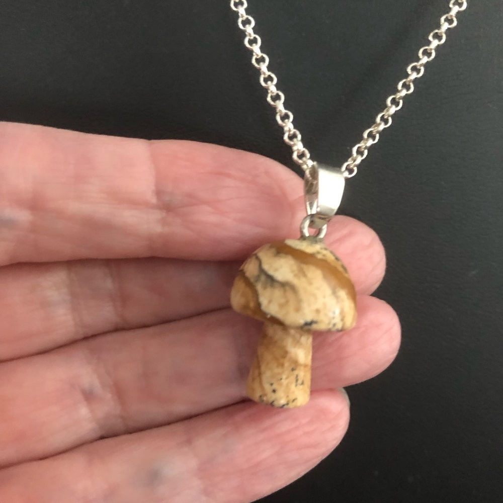 COPY - Jasper Mushroom Necklace - Picture 5 of 6